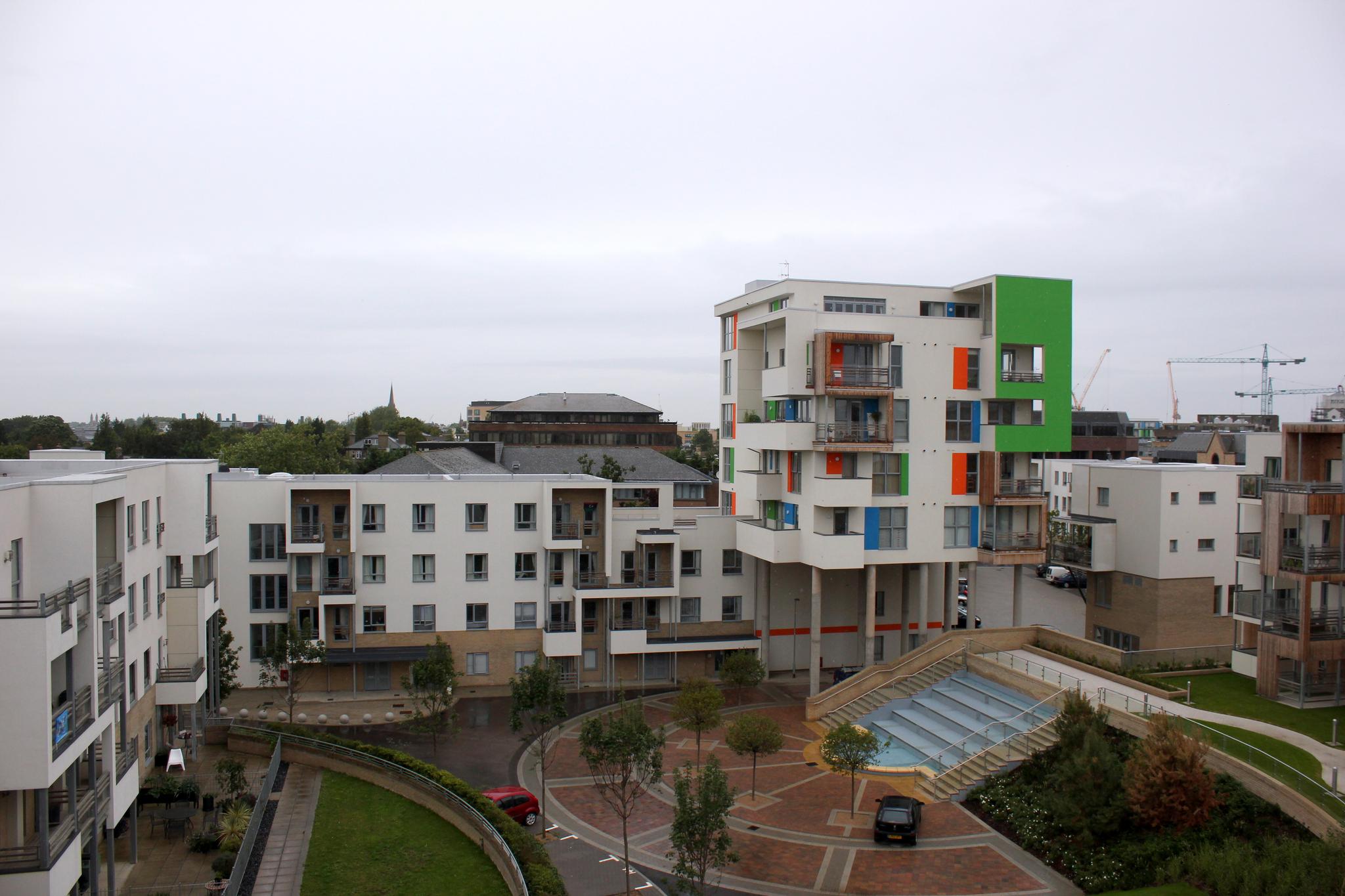 The Luxurious Semi-Circle3