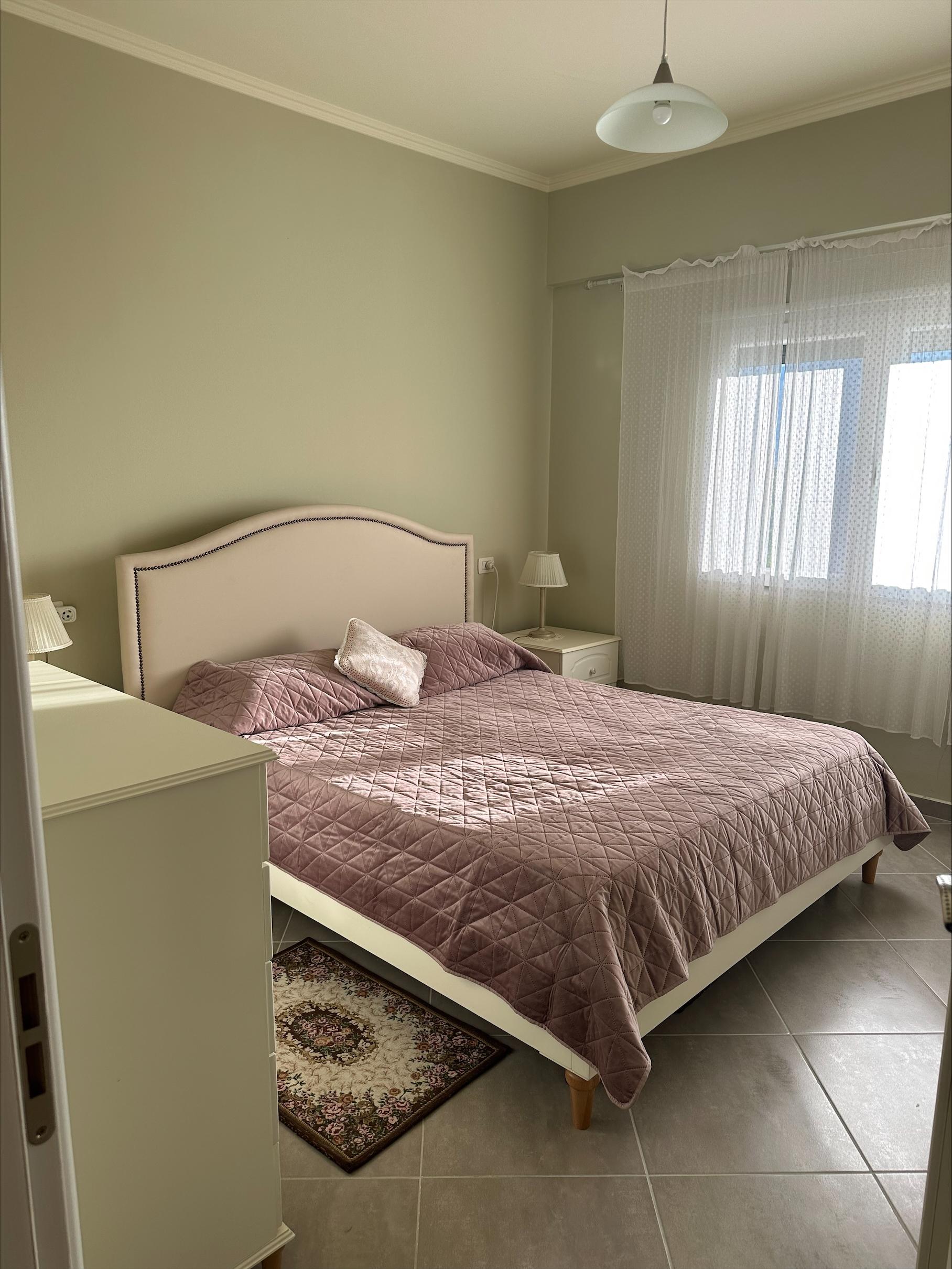 Olive Hill Apartment4