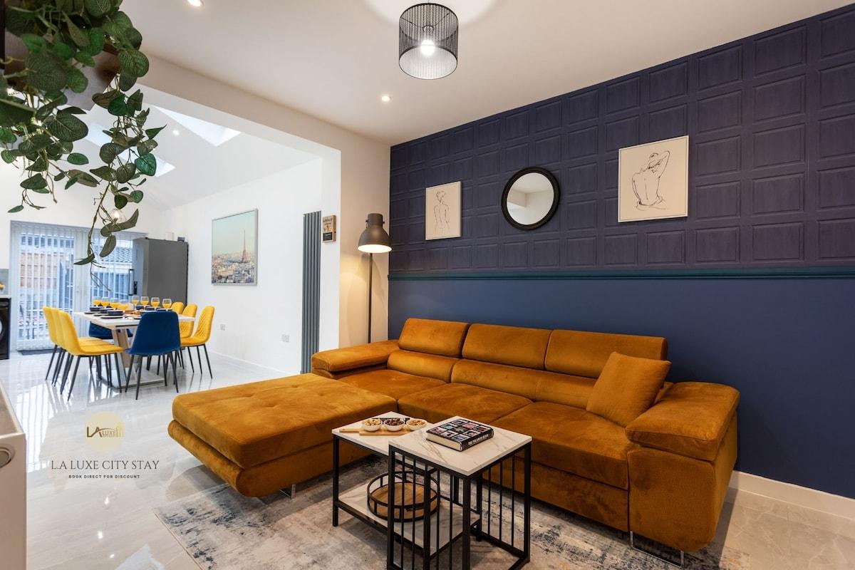 Spacious Leicester Home - FREE Parking, Fast Wi-Fi4